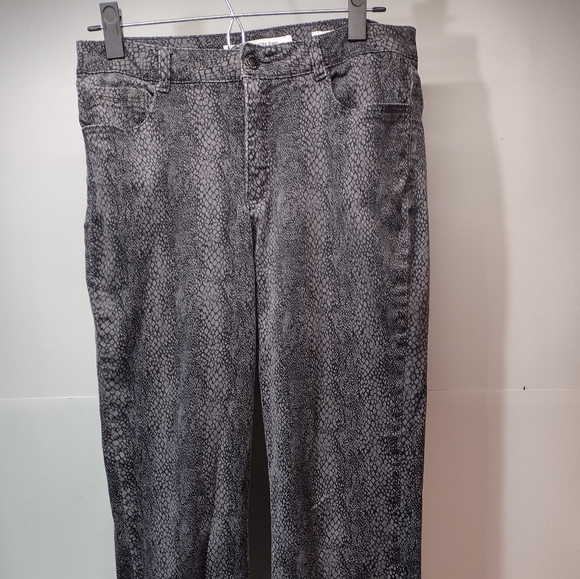 Jones New York Lexington Straight Leg Snakeskin Jeans l Missy Size 10 - Picture 4 of 8